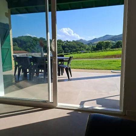 Vue Montagnes Apartman
